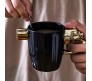  Revolver Shape Mug Tea Coffee Cup Funny Humor Gift 3D Gun Pistol Mugs with Handgrip Lid Tea Quirky Office Cup Drinkware 350ml GRBM