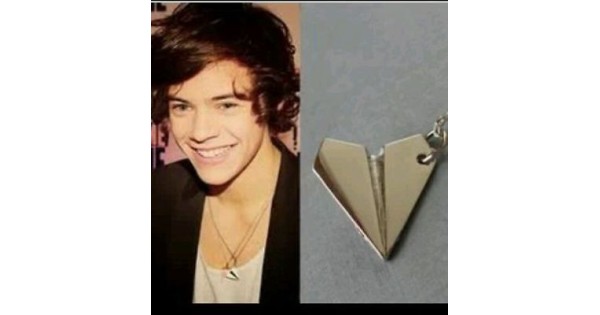 cosplaywho One Direction Harry's Style Paper Airplane Pendant Necklace